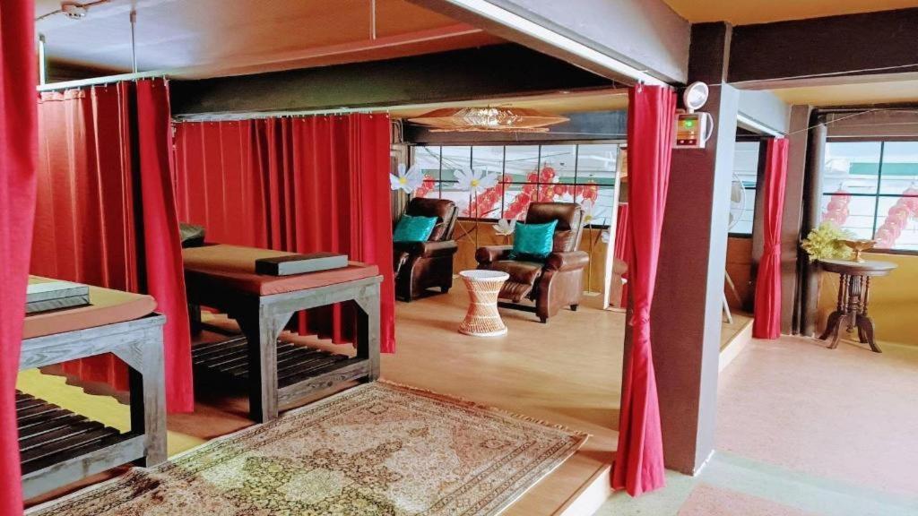 2499 Heritage Chinatown Bangkok Hotel By Roomquest Ngoại thất bức ảnh