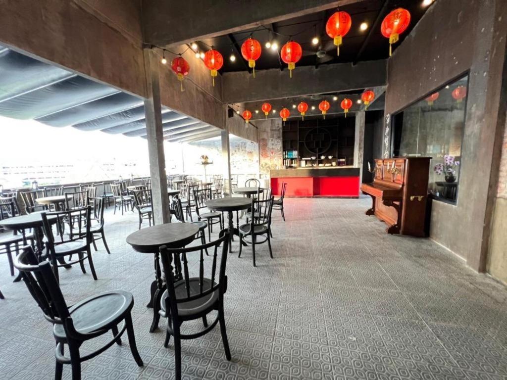 2499 Heritage Chinatown Bangkok Hotel By Roomquest Ngoại thất bức ảnh