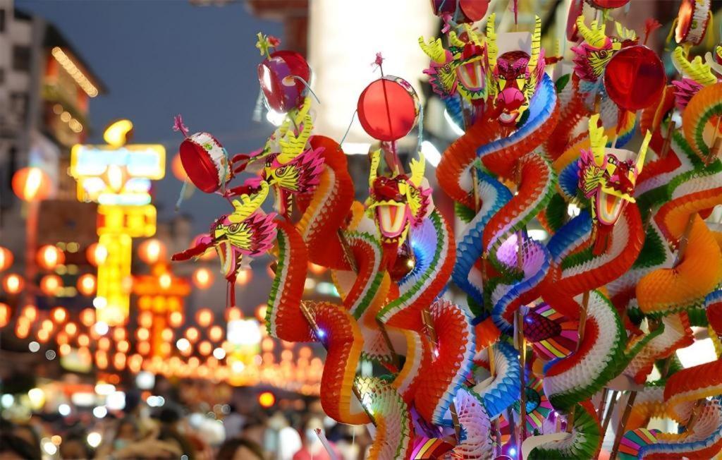 2499 Heritage Chinatown Bangkok Hotel By Roomquest Ngoại thất bức ảnh