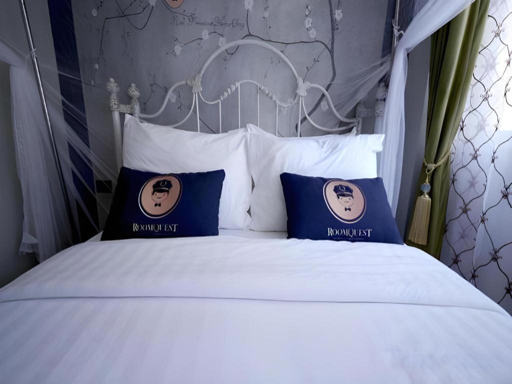 2499 Heritage Chinatown Bangkok Hotel By Roomquest Ngoại thất bức ảnh