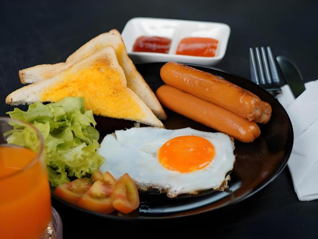 2499 Heritage Chinatown Bangkok Hotel By Roomquest Ngoại thất bức ảnh